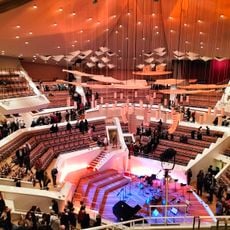 Philharmonischer Garten Tiergartenstraße, Ben-Gurion-Str. 1, Herbert-von-Karajan-Str. 1