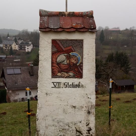 Kreuzwegstation Auf dem Rad; Ostringstraße in Hausen