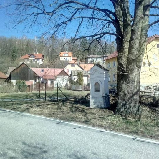Kaplička ve Štítného ulici v Kamenici nad Lipou