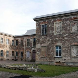 Dahlen Castle Ruins