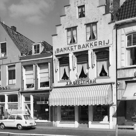 Tuinen 11, Leeuwarden