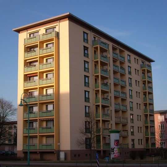 Wohn-Hochhaus Bautzener Allee 33, 35