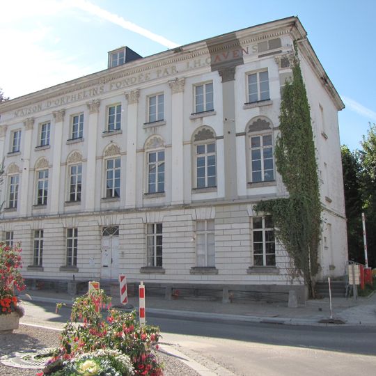Maison Cavens