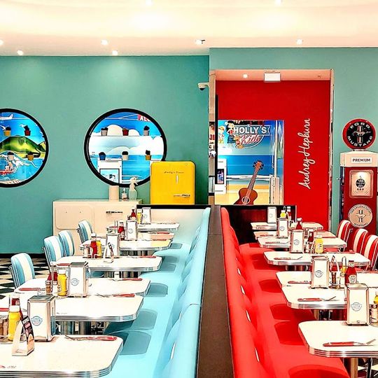Holly's Diner