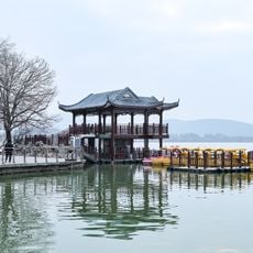 Yunlong Lake