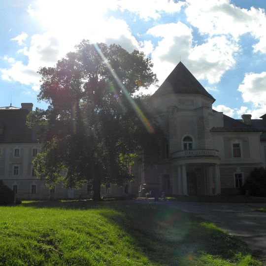 Veľký kaštieľ, horný kaštieľ, kláštor