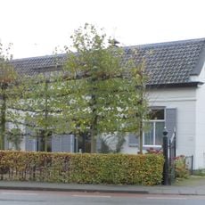 Oud Loosdrechtsedijk 1, Oud-Loosdrecht