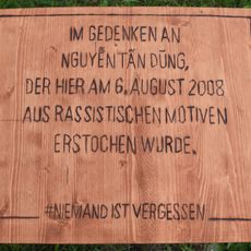 Memorial plaque for Nguyễn Tấn Dũng