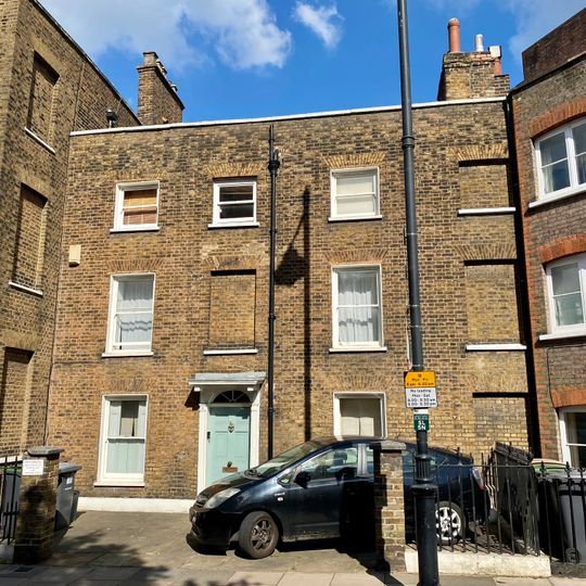 18, Southwood Lane N6