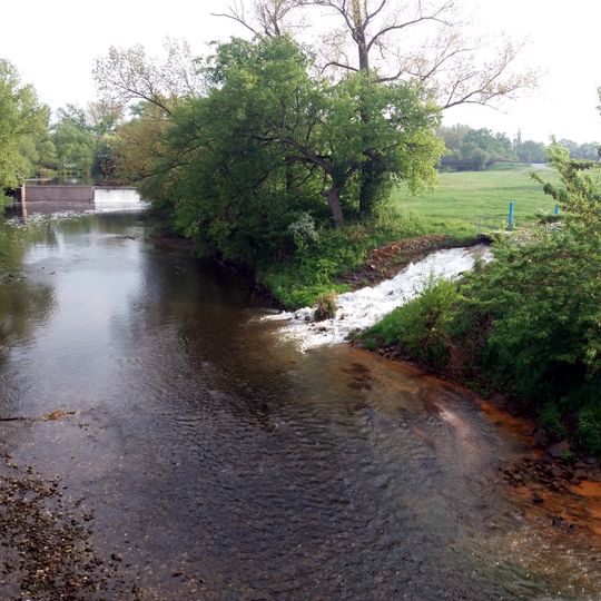 Flusswehr an der Weißen Elster in der Nähe von Bornitz