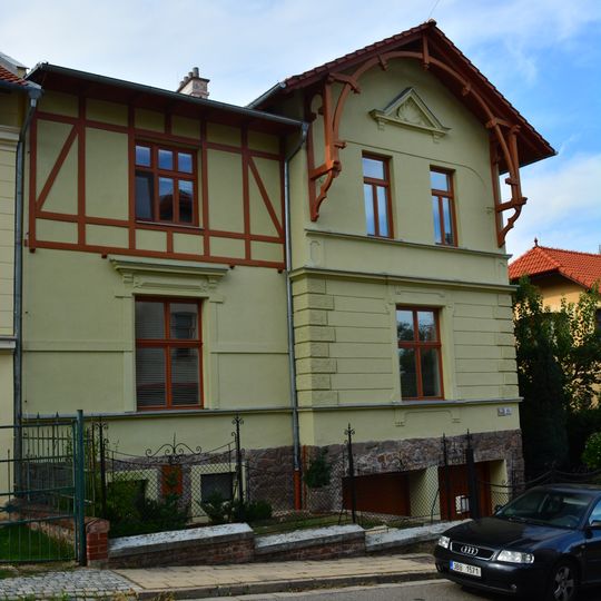 Villas Jiříkovského 12-14