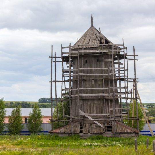 Деревянная ветряная мельница