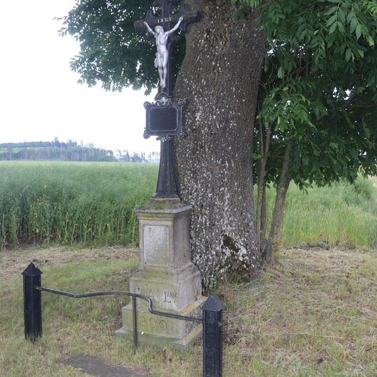 Kříž u silnice u Třebelovic