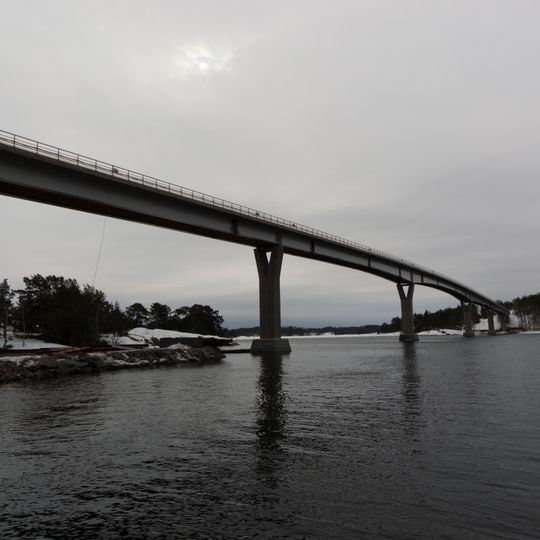 Lövö Bridge