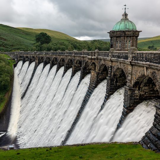 Garreg-ddu Reservoir