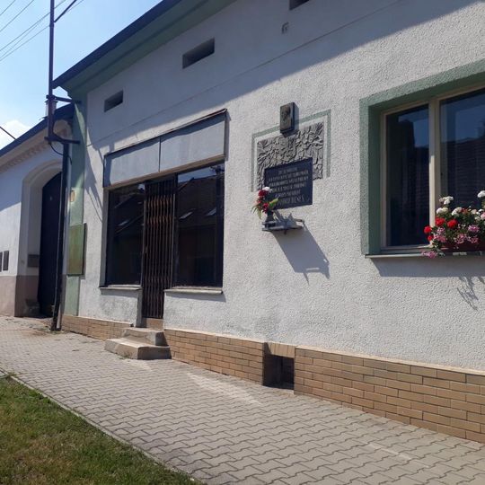 Pamětní deska Edvarda Beneše v Kožlanech