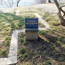 Pomník Františka Bahenského v Letenských sadech