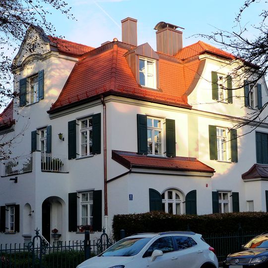 Heinrich-Vogl-Straße 12