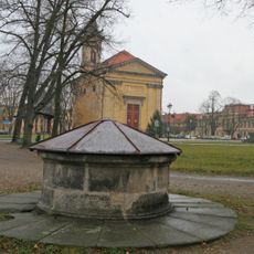 Čtyři studny na Masarykově náměstí - studna u čp. 25