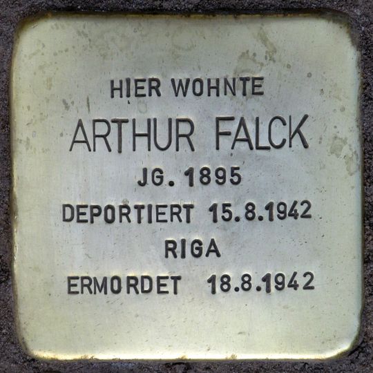 Stolperstein en memoria de Arthur Falck