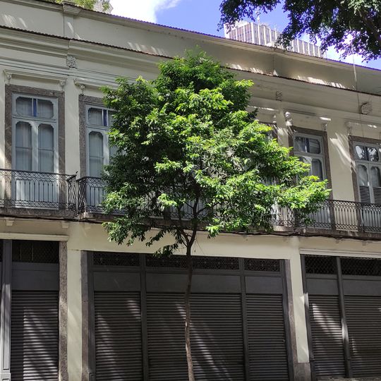 Building at Rua da Carioca, 31