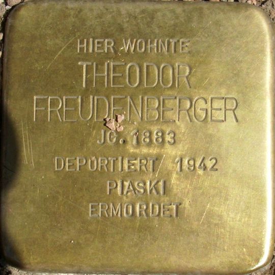Stolperstein en memoria de Theodor Freudenberger