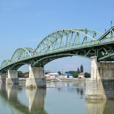 Міст Марії Валерії