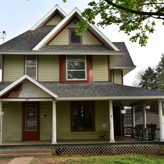 William A. and Ida C. Johnson House