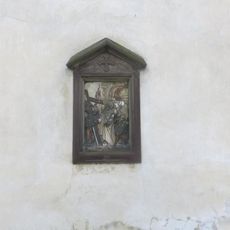 Kaplička II. zastavení křížové cesty na kostele ve Vratislavicích nad Nisou