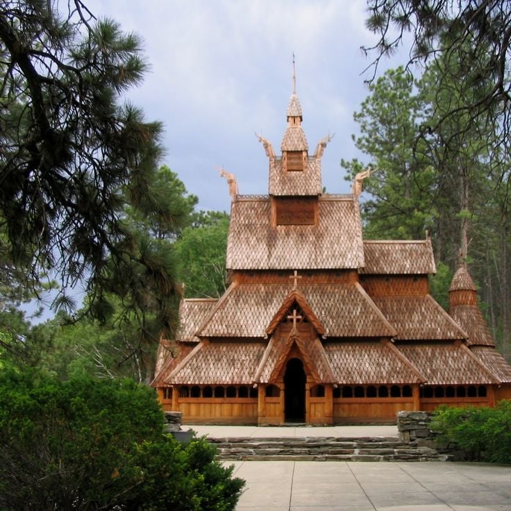 Chapel in the Hills
