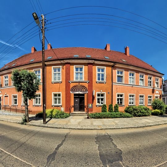 Dom, dawny sąd, ob. ZUS pocz. XIX