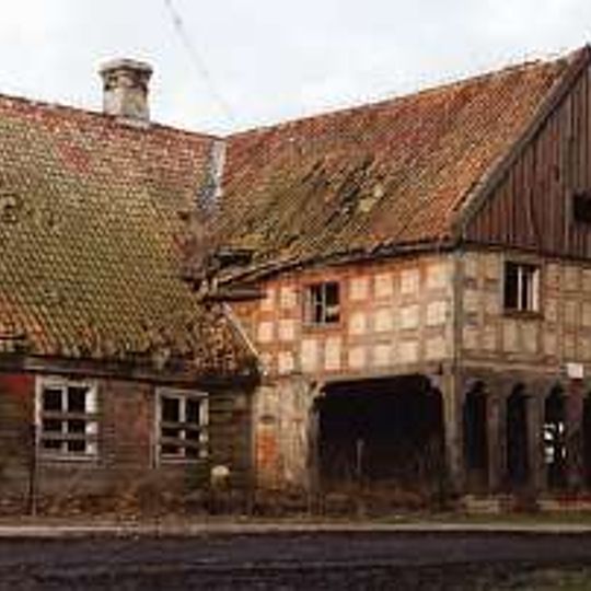 Dom podcieniowy nr 12