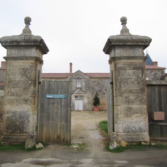 Sainte-Gemme-la-Plaine