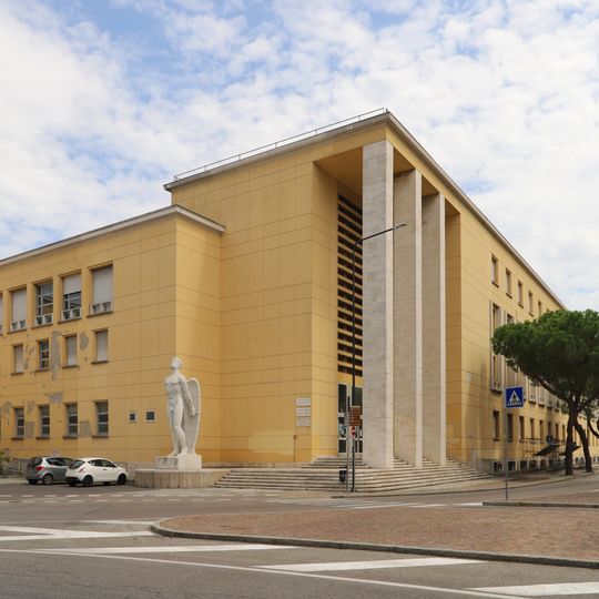 Palazzo dell'ex collegio aeronautico