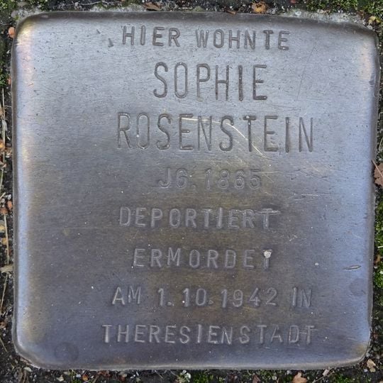 Stolperstein en memoria de Sophie Rosenstein