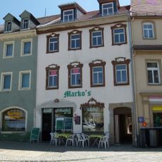 Wohnhaus mit Laden (originale Front) in geschlossener Bebauung Altmarkt 20