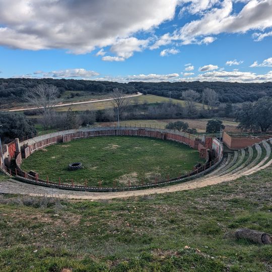 Plaza de toros de Fuentelahiguera de Albatages