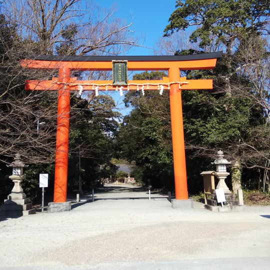 Kagamitsukuri nimasu amateru mitama-jinja