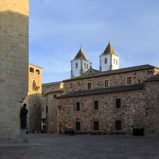 Casa de los Duques de Valencia (Cáceres)