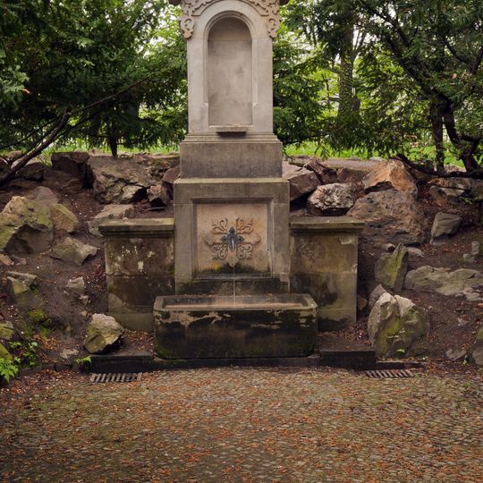 Kreuzbrunnen Wallstraße