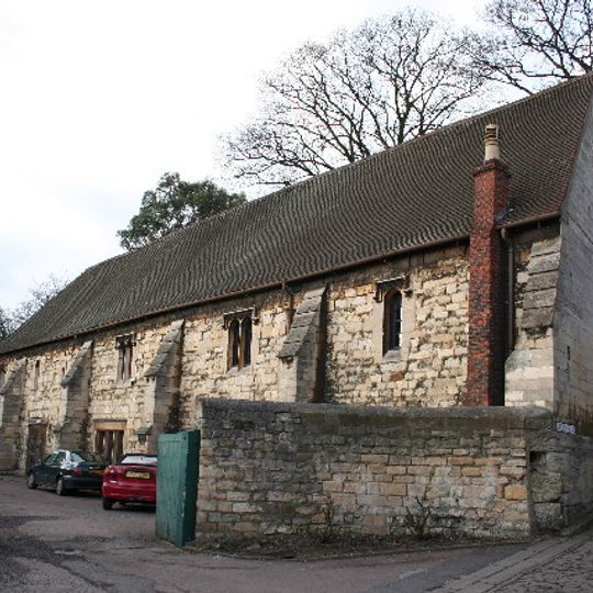 Former Tithe Barn To Vicar's Court