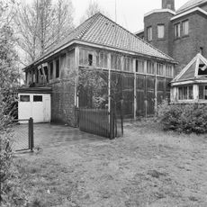 Stoop's Bad: ontijzeringsgebouw