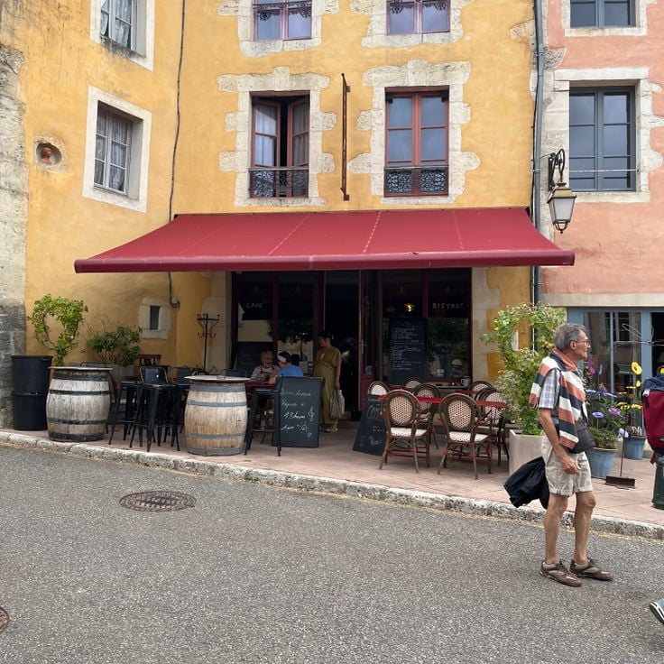 La Verticale - Bar à Vin & Cave à Manger