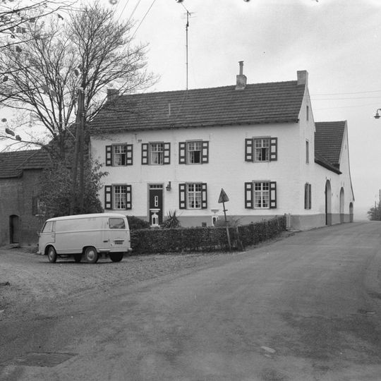 Ten Esschen 26, Heerlen