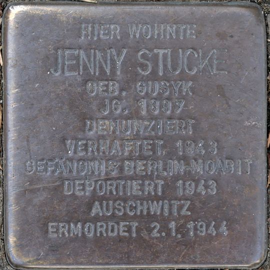 Stolperstein en memoria de Jenny Gusyk