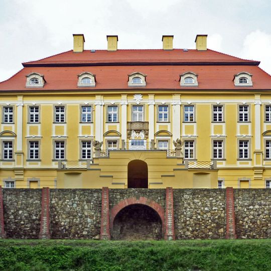 Biedrzychowice palace