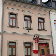 Wohnhaus in geschlossener Bebauung Neumarkt 9