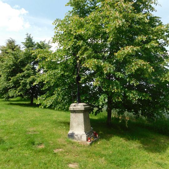 Kříž seveozápadně od Syrova v lokalitě V křížích