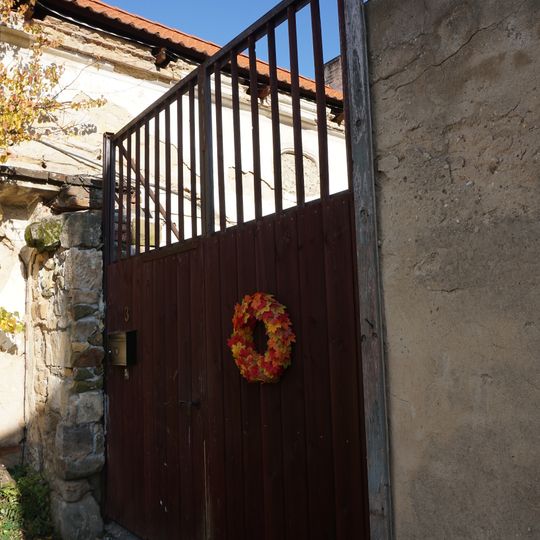 Brána usedlosti čp. 3