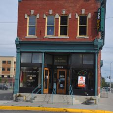 L and L Building